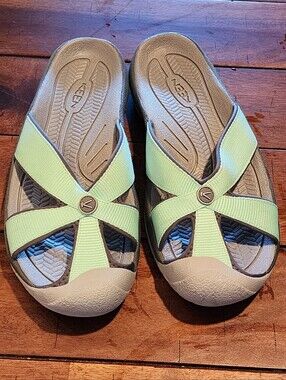 Keen Bali Slides Sandals Flip Flops Toe Guard Womens Sz 9 Lichen Green Gray